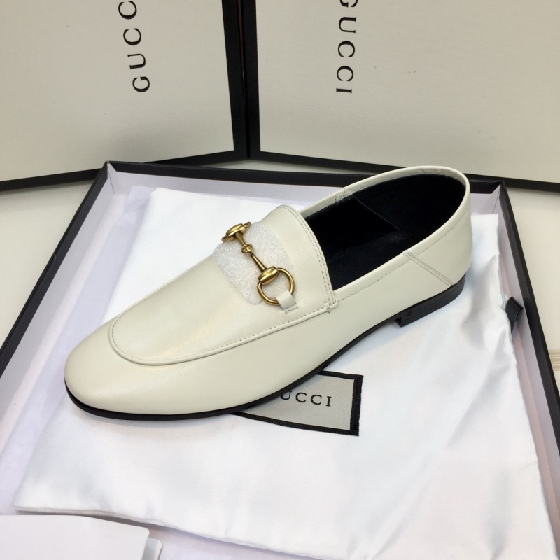 G*u*i leather shoes